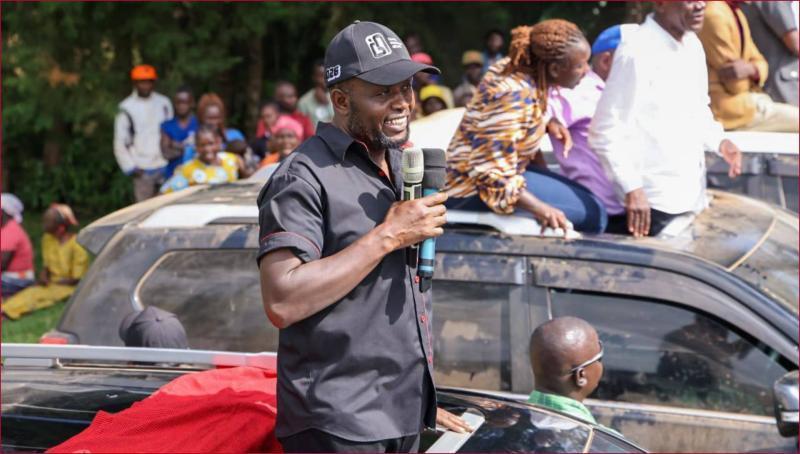 Trans Nzoia governor George Natembeya speaking in Kisa East on Friday, November 14.
